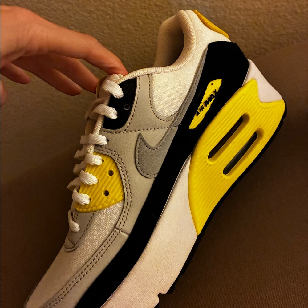 Nike Air Max White and Yellow with Black Accents - Picture 4 of 6